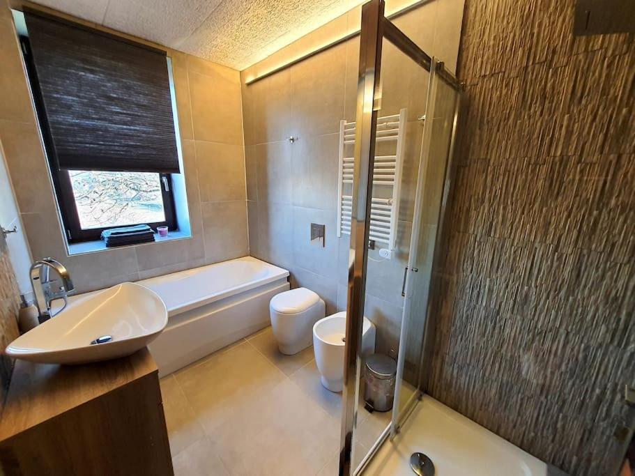 Fontanelice Villa Cristallo Private Apartment المظهر الخارجي الصورة
